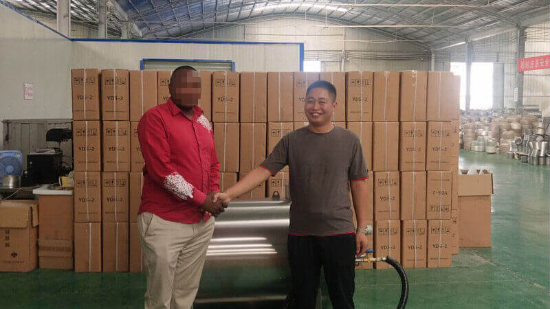 烏干達客戶到天馳工廠